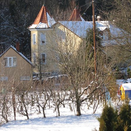 Rozsadomb Apartman ザラカロシュ エクステリア 写真