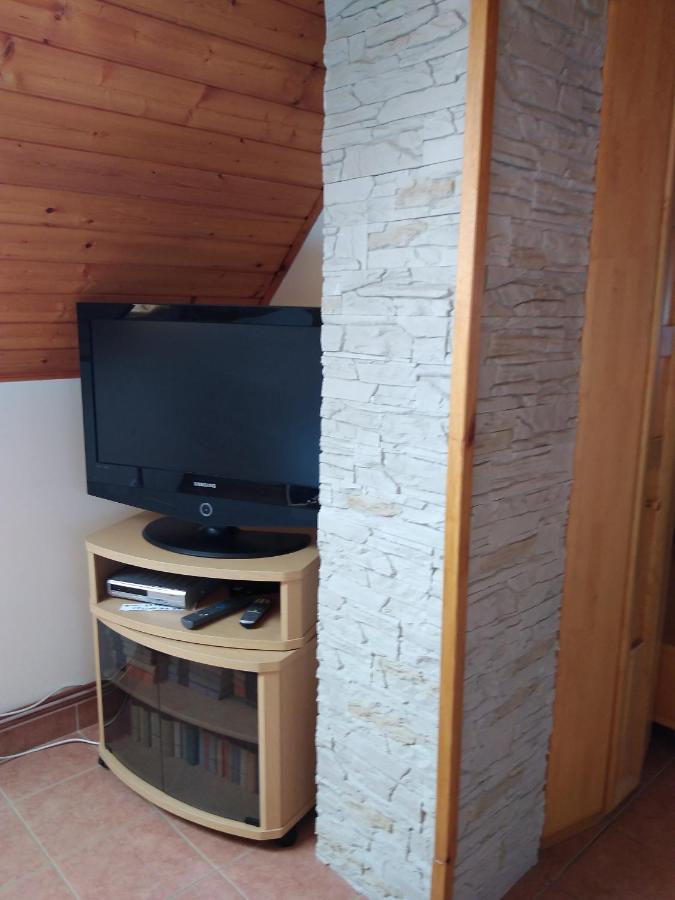 Rozsadomb Apartman ザラカロシュ エクステリア 写真